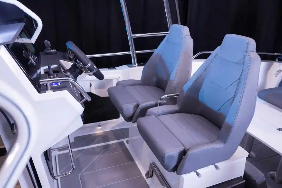 quarken-27-t-top-pilot-seats