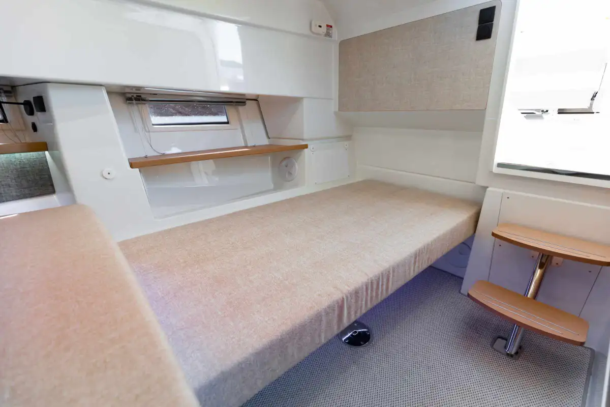 quarken-35-grand-tourer-lounge-converted